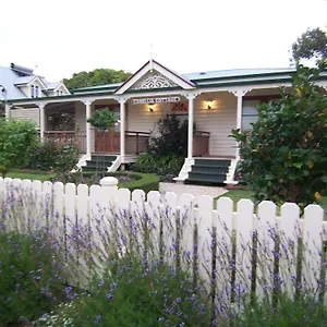 Reid's Place **** Redcliffe