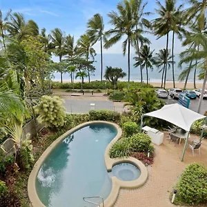 Trinity Waters Boutique Beachfront **** Trinity Beach